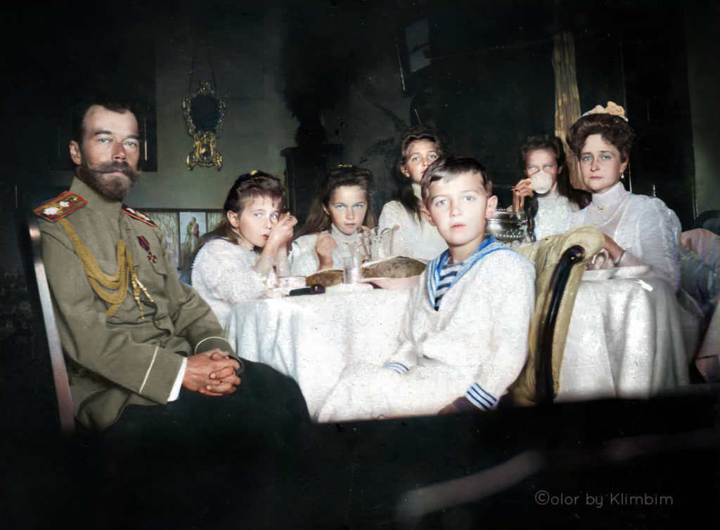 Царская семья в Тобольске
