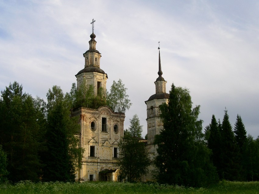 Церковь Покрова на Лузе