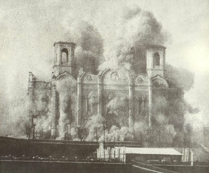 5 декабря-1931 — Советской властью взорван Храм Христа Спасителя в Москве (РСФСР).