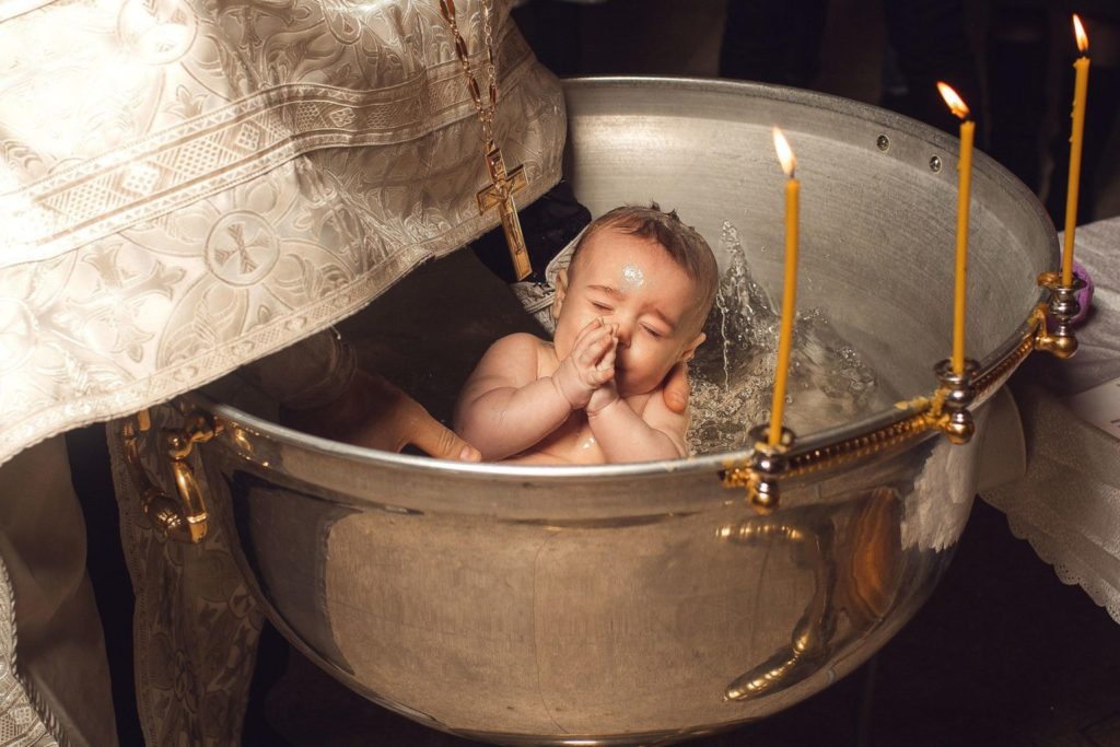 Крестить в Великий пост