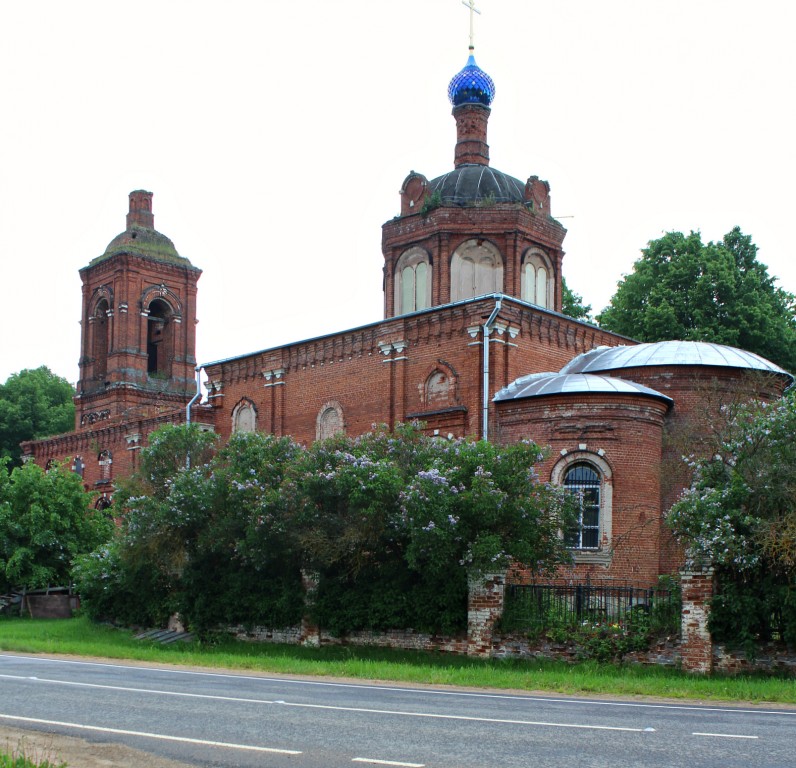 Трехсвятское: Казанская церковь