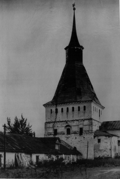 Михайловская башня. Фото 1948 года