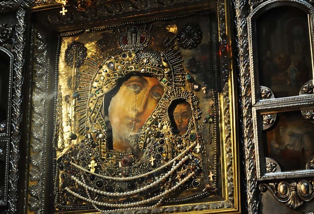 Казанская икона Божией Матери Казанского собора