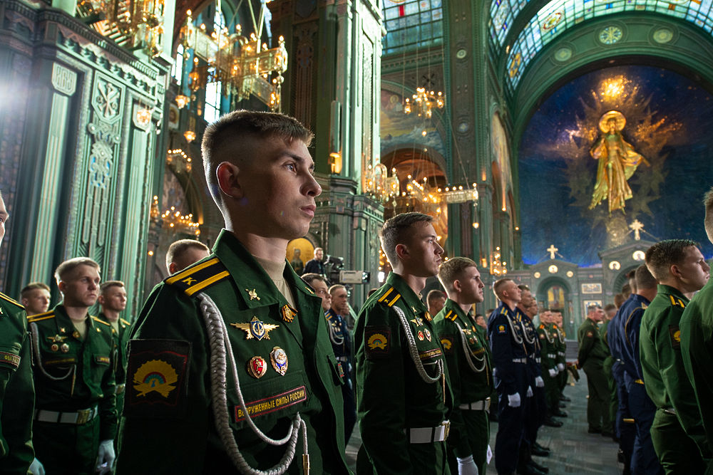 Военные на литургии в главном Храме Вооруженных сил России